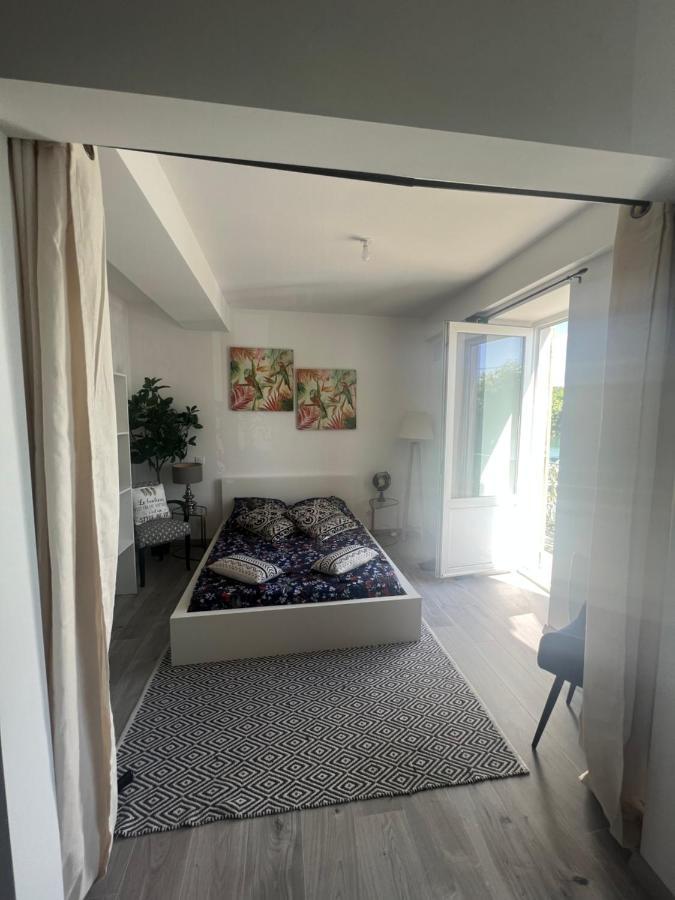 Appartement Prive « Rive Droite » Serrieres  Экстерьер фото